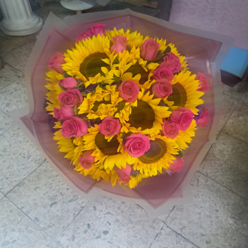 BUCHON GIRASOES Y ROSAS 